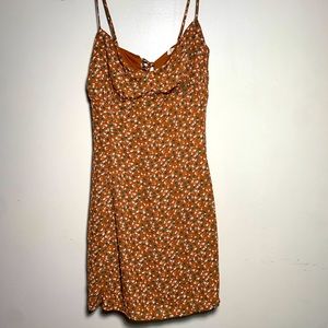 Burnt orange floral mini dress🌼